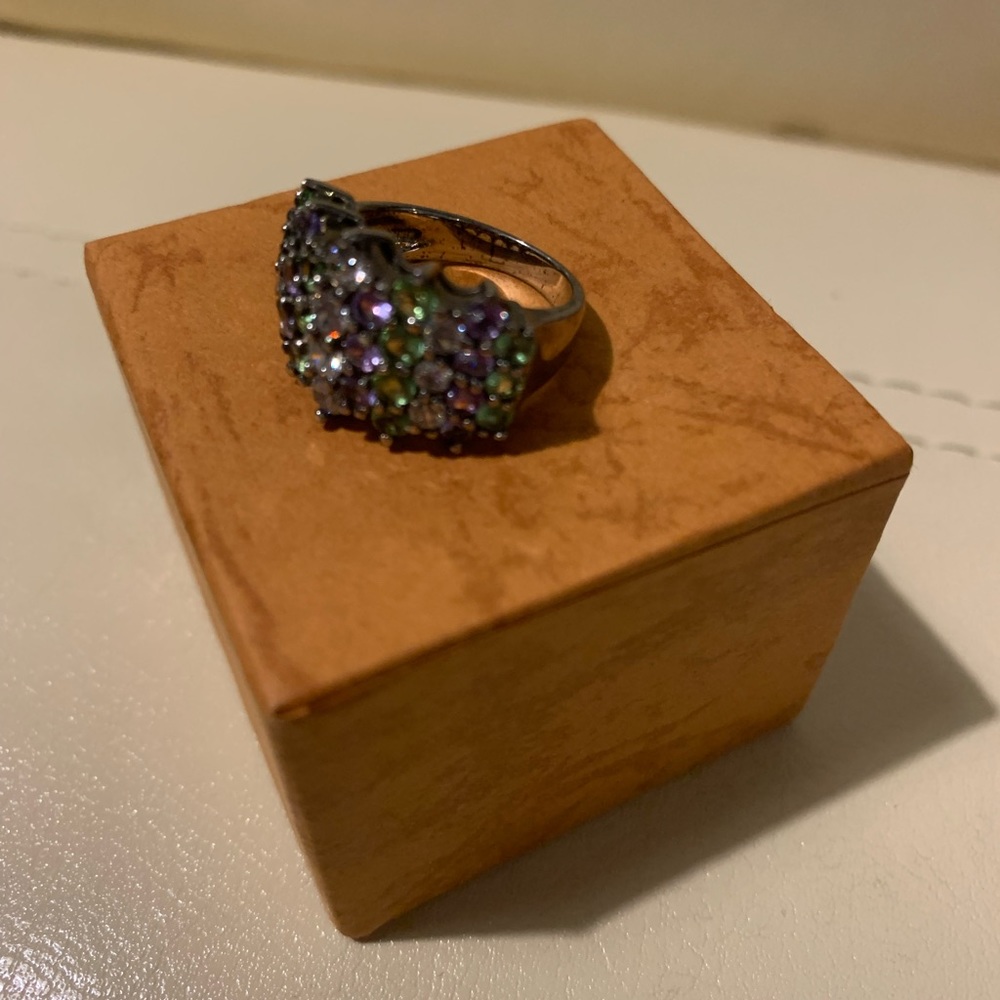 Ring - Costume Jewelry